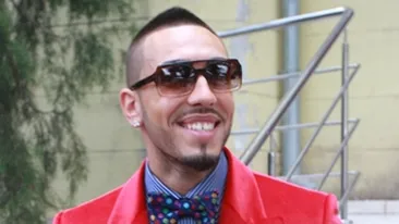 Cristina, tanara care a sustinut ca s-a iubit cu celebrul cantaret, traieste un cosmar: agresata si umilita dupa ce a declarat ca este insarcinata cu Alex Velea!