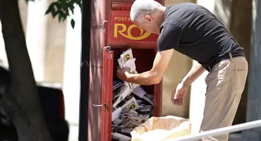 Un poștaș din Iași nu a împărțit pensiile pentru că îi era „lene”. Ce s-a întâmplat cu banii pensionarilor