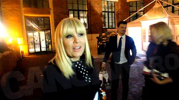 Imagini exclusive! Elena Udrea & iubitul au făcut super-petrecere până la 6 dimineaţa în LOFT!