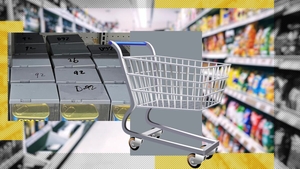 "Produs de lux" ținut în capsule antifurt, în supermarket-urile din România! Prețul i s-a dublat în 2023 și se fură tot mai mult