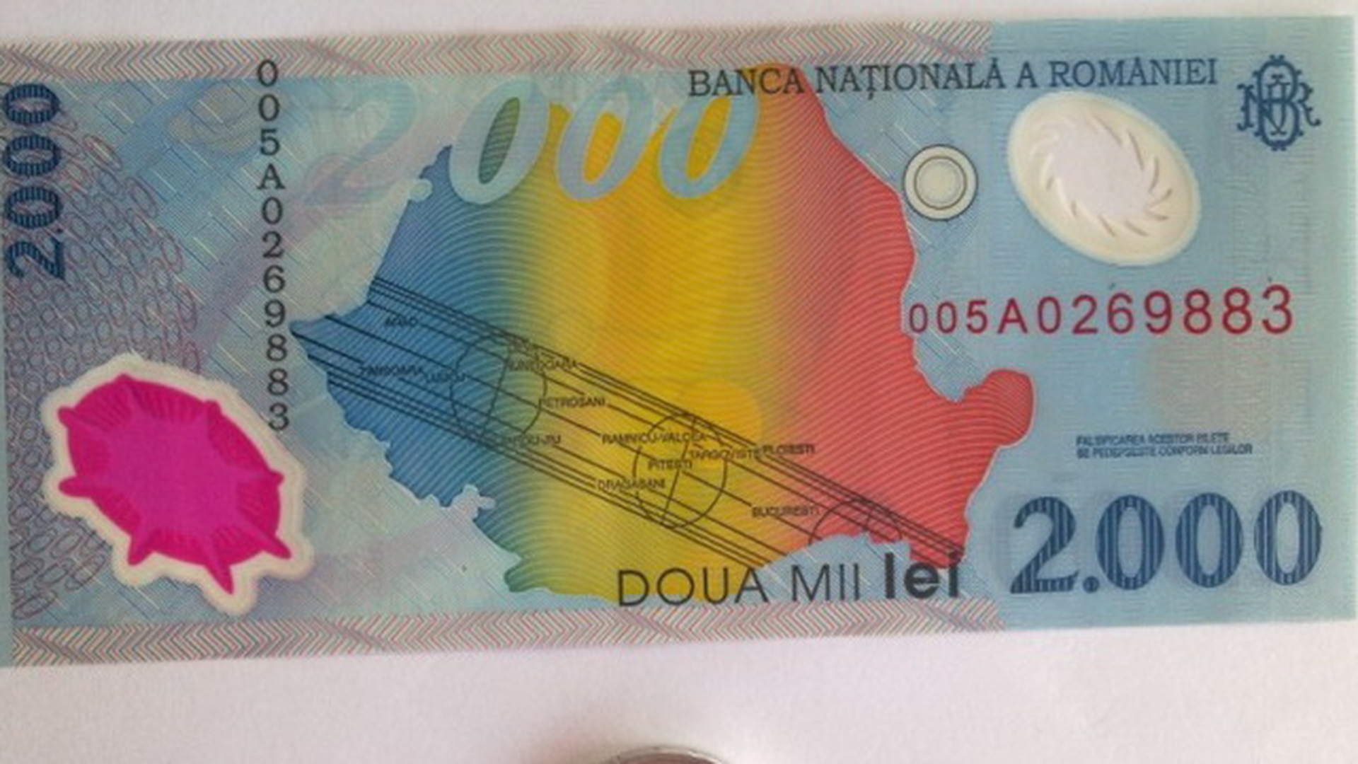 Te asteptai la asa ceva!? Cat a ajuns sa coste o bancnota de 2000 de lei cu eclipsa din 1999