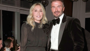 Anastasia Soare, alături de David și Victoria Beckham. Antrenorul a obținut o stea pe Walk of Fame