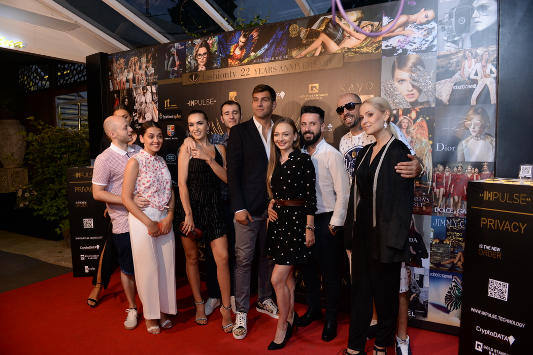Sabrina Bujoreanu este câștigătoarea Miss Fashiontv Europe 2019 și a bijuteriei cu diamante în valoare de 20.000 Euro
