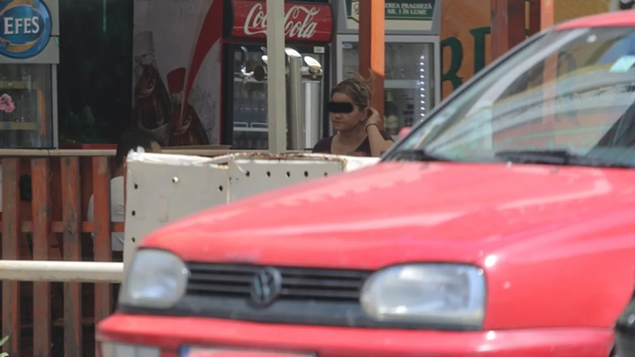 Ce s-a ales de mama vitrega a lui Serban Huidu dupa ce tatal fostului Carcotas a divortat si au fost amandoi loviti de faliment!