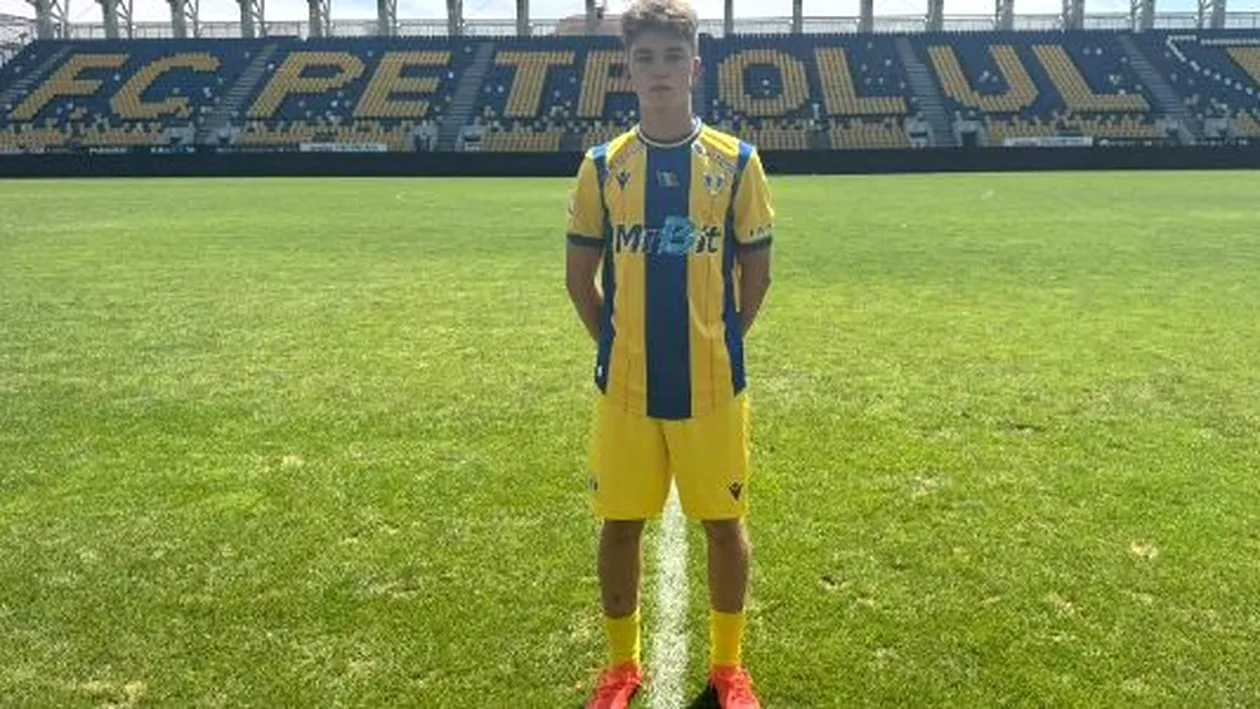 Ultimele imagini postate de Mario Cofaru, fotbalistul de doar 16 ani spulberat de tren în Comarnic