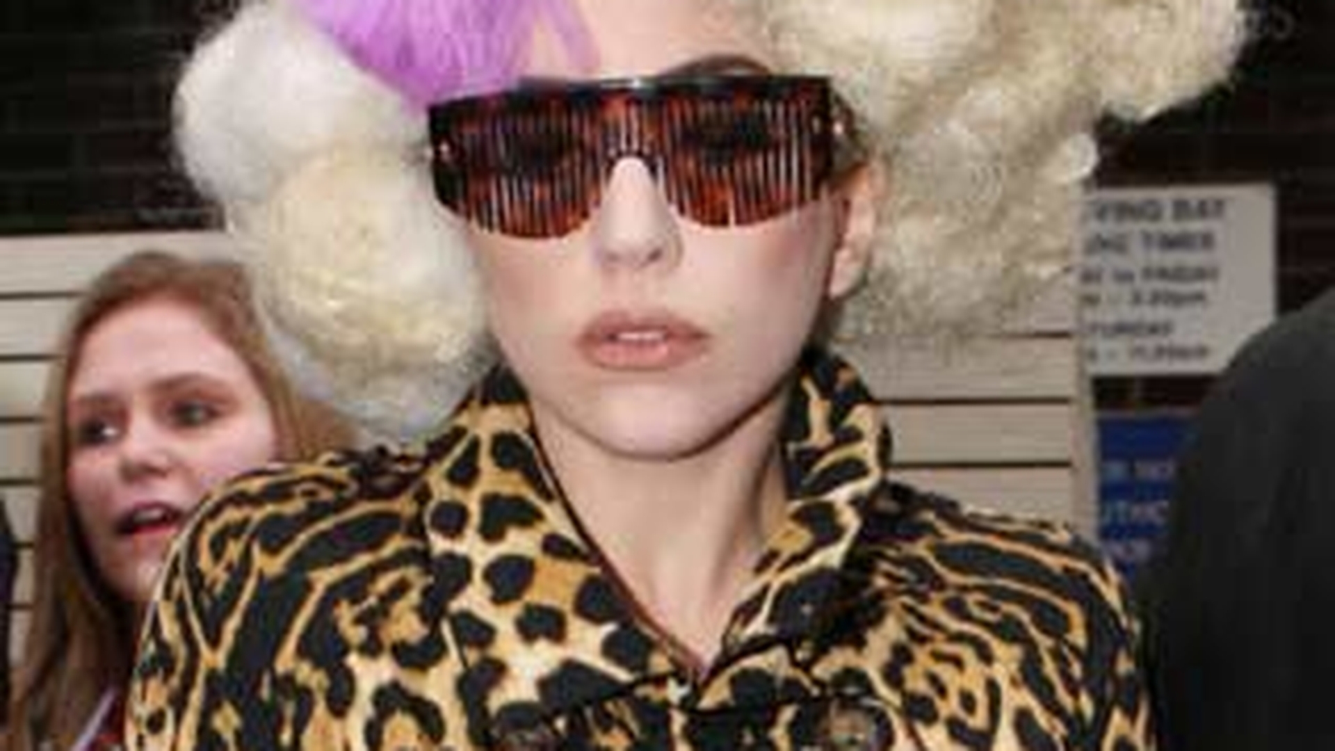 "Eu am creat-o pe Lady Gaga, acum sa-mi plateasca!"