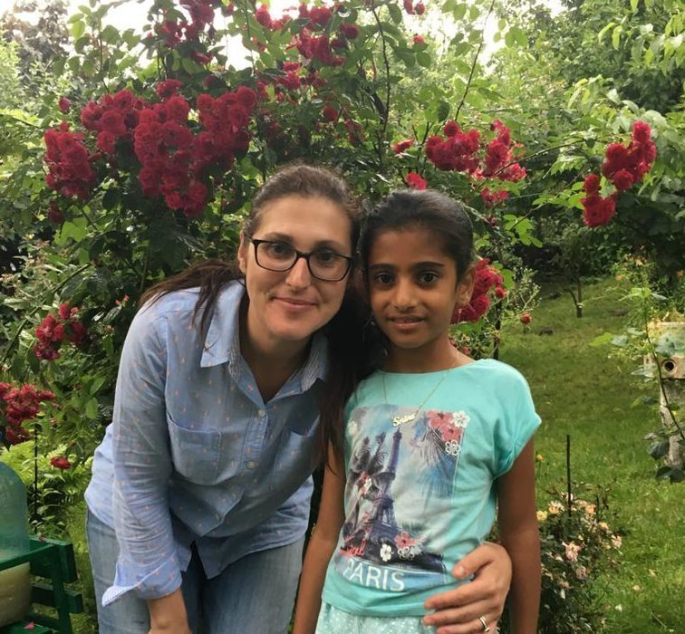 Primele imagini cu Sorina după ce a fost luată cu mascații. Cum arată prima zi la noua ei familie