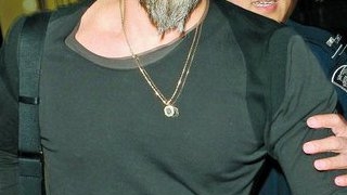 Voi chiar credeti ca va sta bine cu barba?