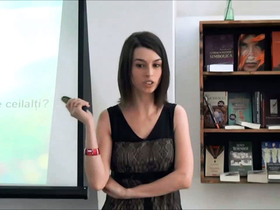 Irina Cristescu este moştenitoarea lanţului de magazine ”Opticris”