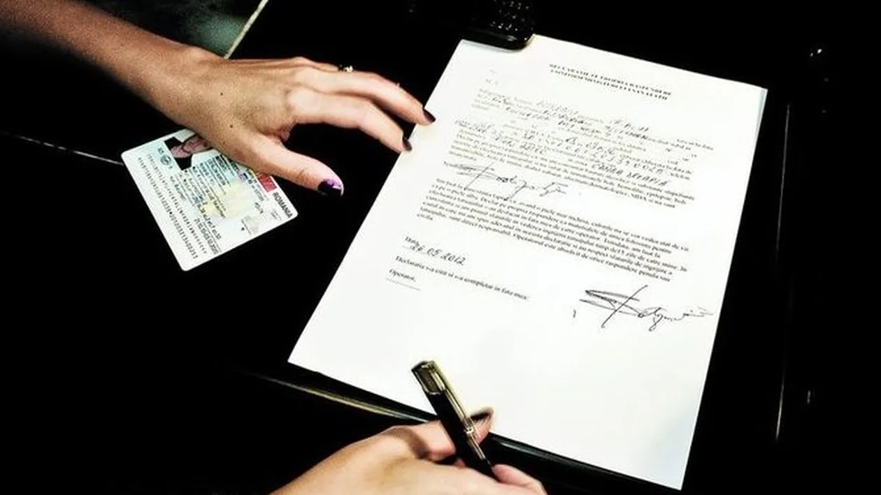 Tatuatorii lui Catalin Botezatu s-au temut ca designerul va lesina de durere pe masa lor. Si-a facut curaj cu 200 ml de whisky pentru sase ore de chin