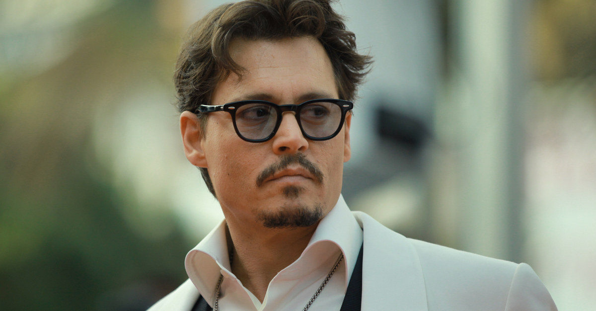 Procesul secolului! Johnny Depp işi acuză avocaţii că l-au sărăcit de 30 de milioane de dolari!