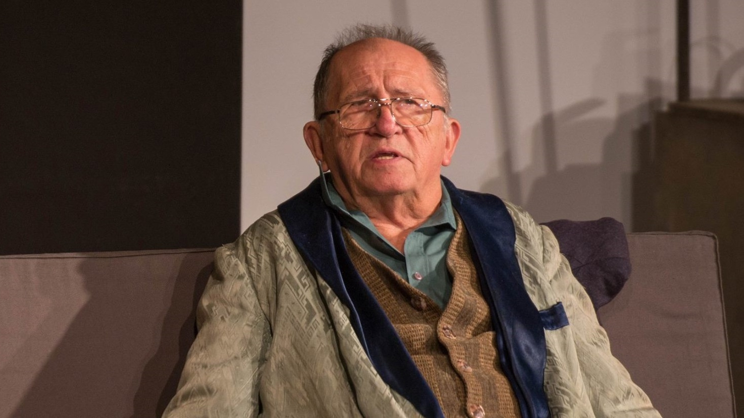 Virgil Ogășanu și-a aniversat 79 de ani! Cunoscutul actor a sărbătorit în cadru intim la Câmpina