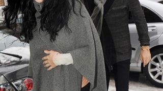 Katy Perry l-a agatat pe Brand dandu-i cu o sticla in cap