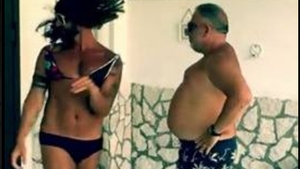 VIDEO! O sa râzi cu lacrimi! Asta este parodia despre faimosul GIANLUCA, care a devenit virală pe Internet