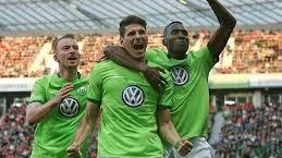 Trei puncte de aur câştigate de Wolfsburg pe terenul celor de la Hannover! Rezultatele etapei şi clasamentul în Germania!