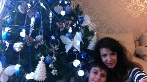 Alina Chivulescu din "Las Fierbinţi" are o tradiţie neobişnuită de Crăciun! Vezi ce îi găteşte fiul ei!