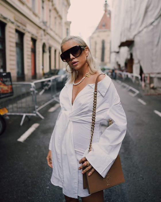 Uite ce sexy graviduță este Alina Ceușan! Fotografia care i-a cucerit pe fani