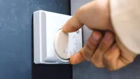 La ce temperatură este cel mai bine să setezi termostatul centralei termice atunci când pleci de acasă. Experții au stabilit limita sigură