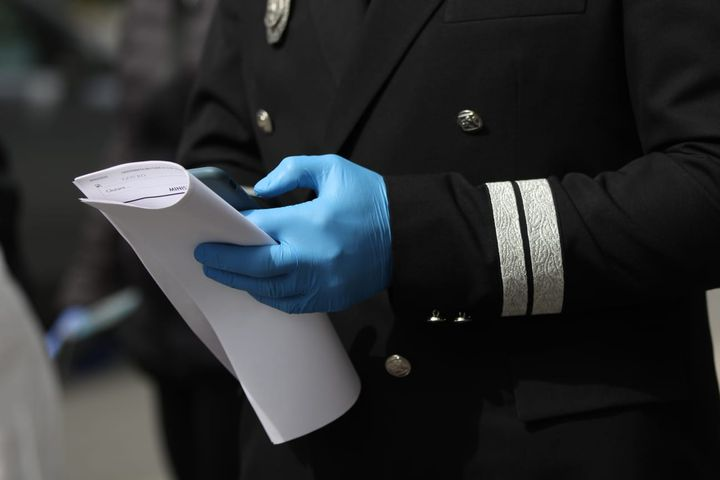 Trei bucureșteni au primit amenzi record, după ce au fost trași pe dreapta de polițiști! Descoperirile incredibile făcute de oamenii legii
