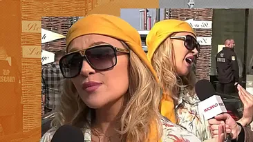 Frumoasa Lora este de 1 mai la Mamaia și spune că a venit cu chef de distracție: ”Merităm să ne amețim creierii câteodată!”