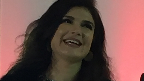 Monica Barladeanu, la un pas de "tragedie"! Decolteul i-a jucat feste si s-a vazut TOT!