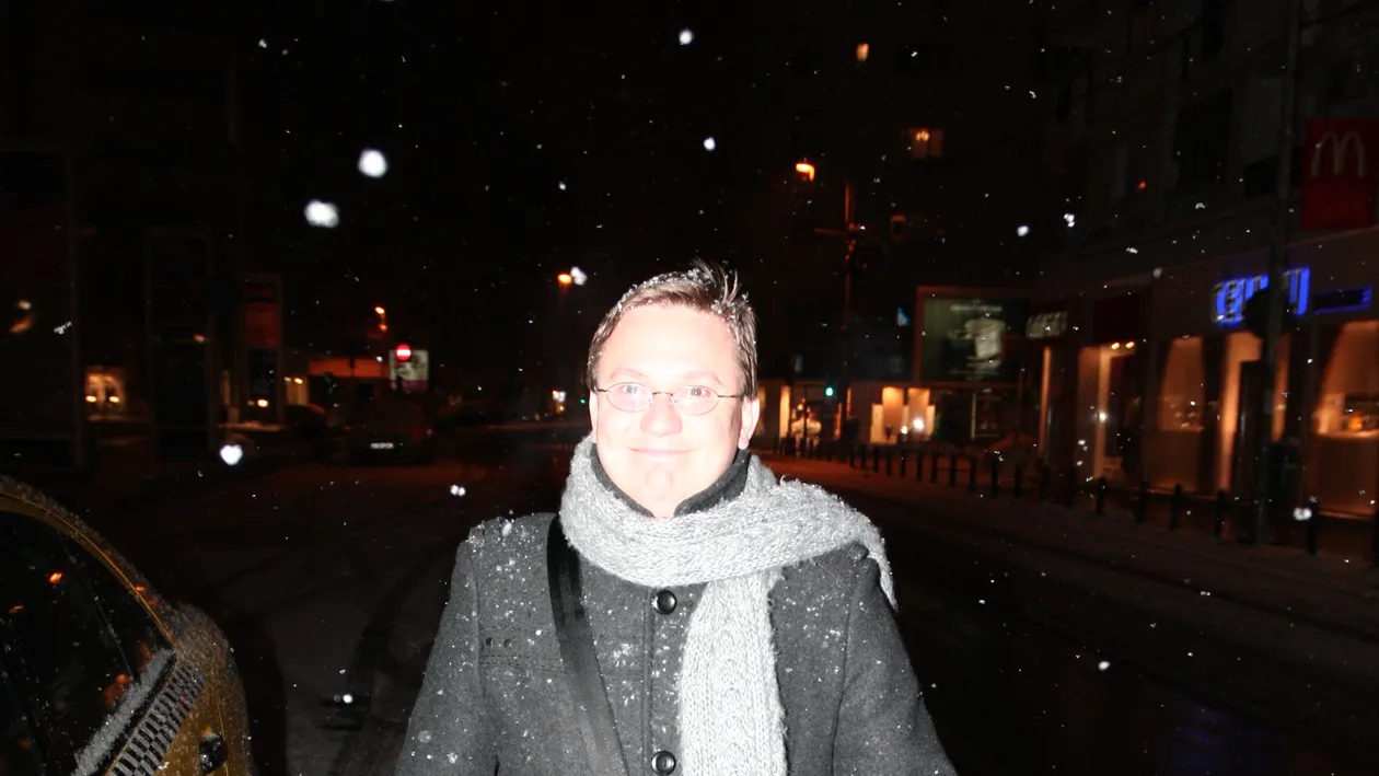 Soc incredibil pentru actorul Marius Vizante! I-a paralizat instantaneu o mana, in timp ce se afla la volan!