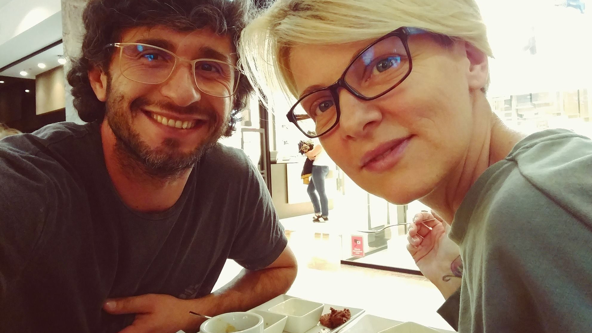 DRAGOŞ BUCUR, dezvăluiri picante din viaţa intimă:,,Sexul este altfel‘’ 