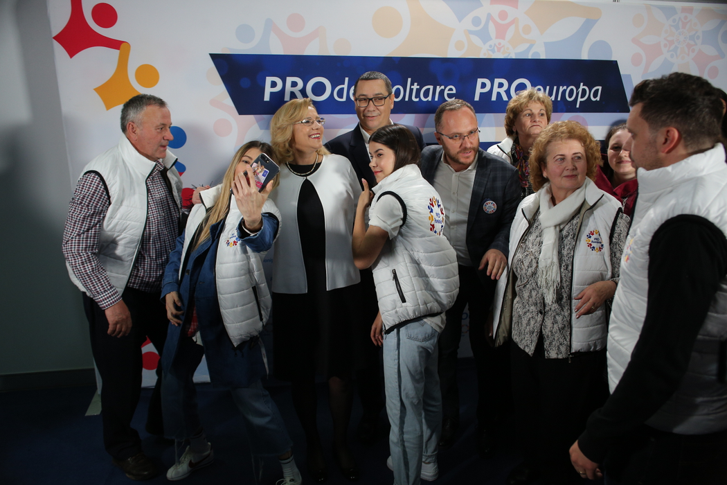 Dorian Popa a făcut senzație la lansarea candidaților Pro România