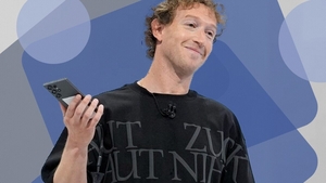 Miliardarul Facebook, în prag de divorț? Zuckerberg a intrat în „criza de 40” de ani și s-a transformat în „playboy”. Defilează cu ceasuri masive, lanțuri și blănuri scumpe