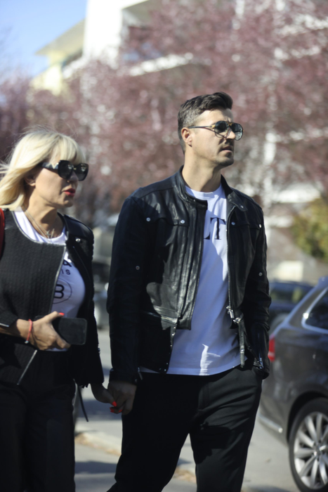 Elena Udrea și Adrian Alexandrov s-au bucurat de vremea frumoasă, cu puțin timp înainte de condamnarea fostului ministru (Foto: CANCAN.RO)
