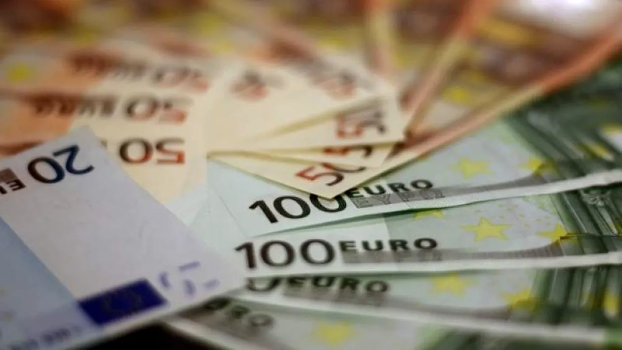 Curs valutar 25 februarie 2019. Surpriză la început de săptămână: cât costă azi 1 EURO