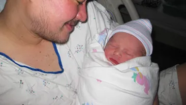 Un barbat din Marea Britanie a nascut prin cezariana!