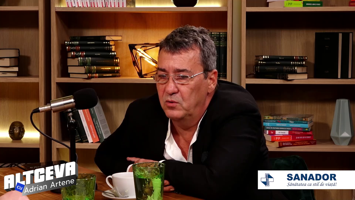 Cantautorul spune că bunicul vitreg este singurul pe care l-a considerat familie / (Sursa: Captură video)