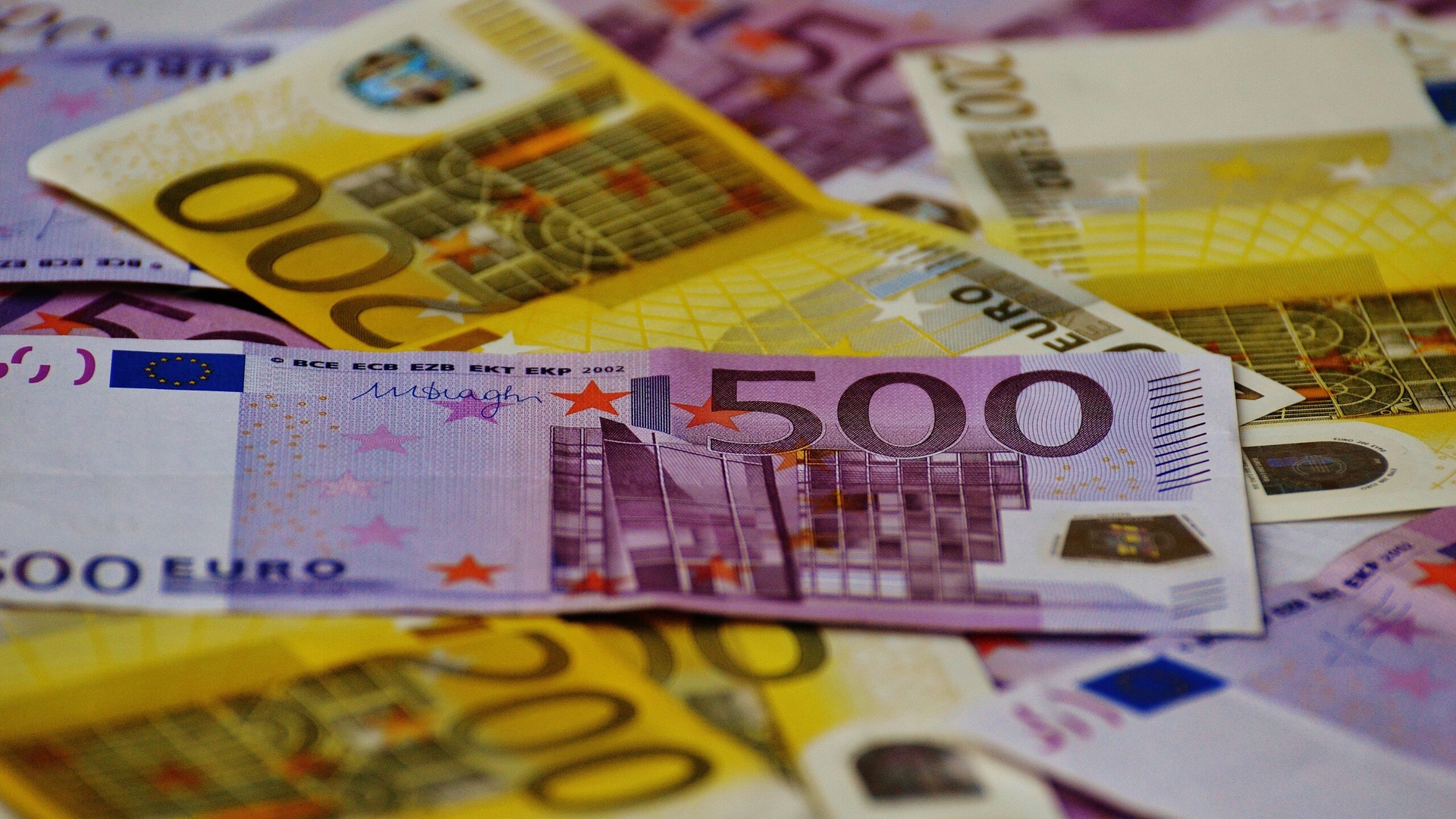 22 mai e data limită pentru acești români. Primesc 200 de euro de la stat dacă fac cerere până atunci