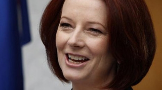 VIDEO Julia Gillard, premierul Australiei, a tras o tranta de zile mari la o vizita in India