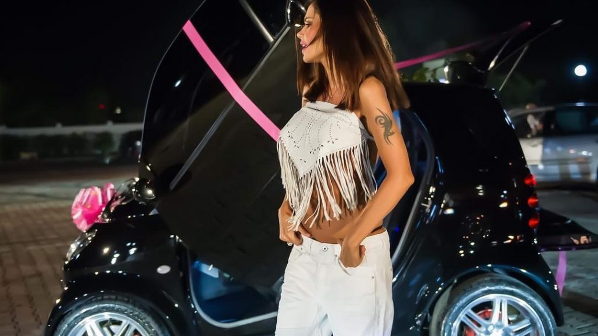 Oana Zăvoranu, mesaj acid pentru dive și influenceri: “Ți-a dat mă-ta bani de flori pentru doamna, iar tu...”