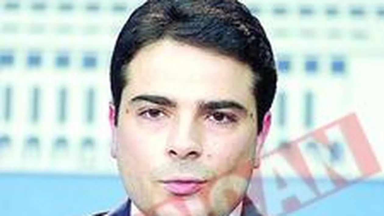 Fost consul, acuzat de distrugere