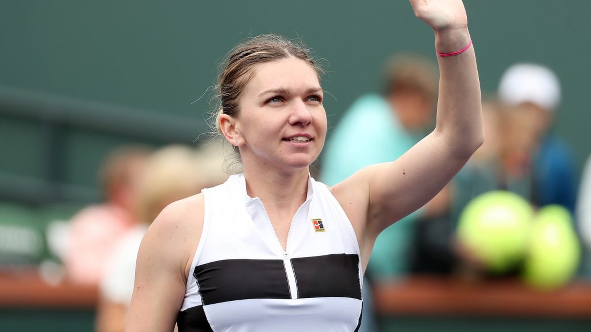 Simona Halep a purtat un tricou cu numele lui Hagi, pe spate, la primul antrenament de la Paris