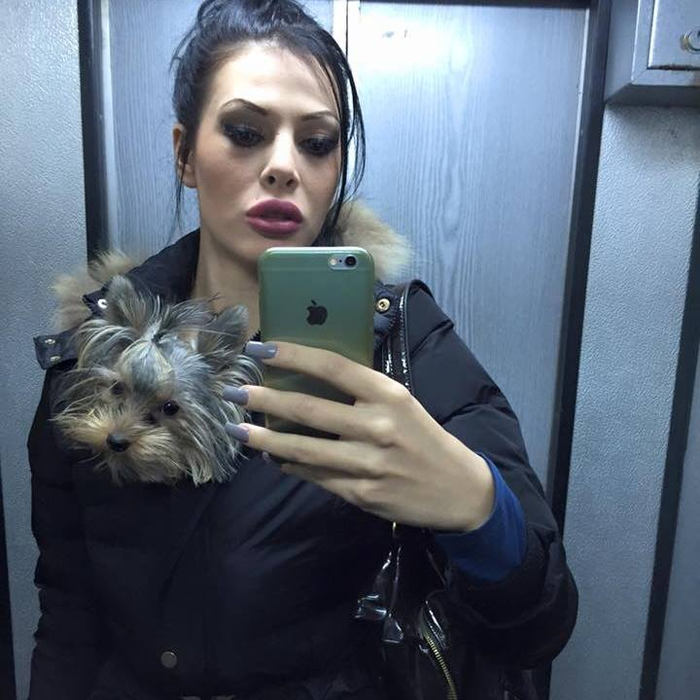 Diana este o tânără care are cu ce să cucerească un bărbat