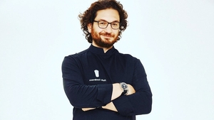 Florin Dumitrescu a luat permisul de conducere: ”Stați în case!”