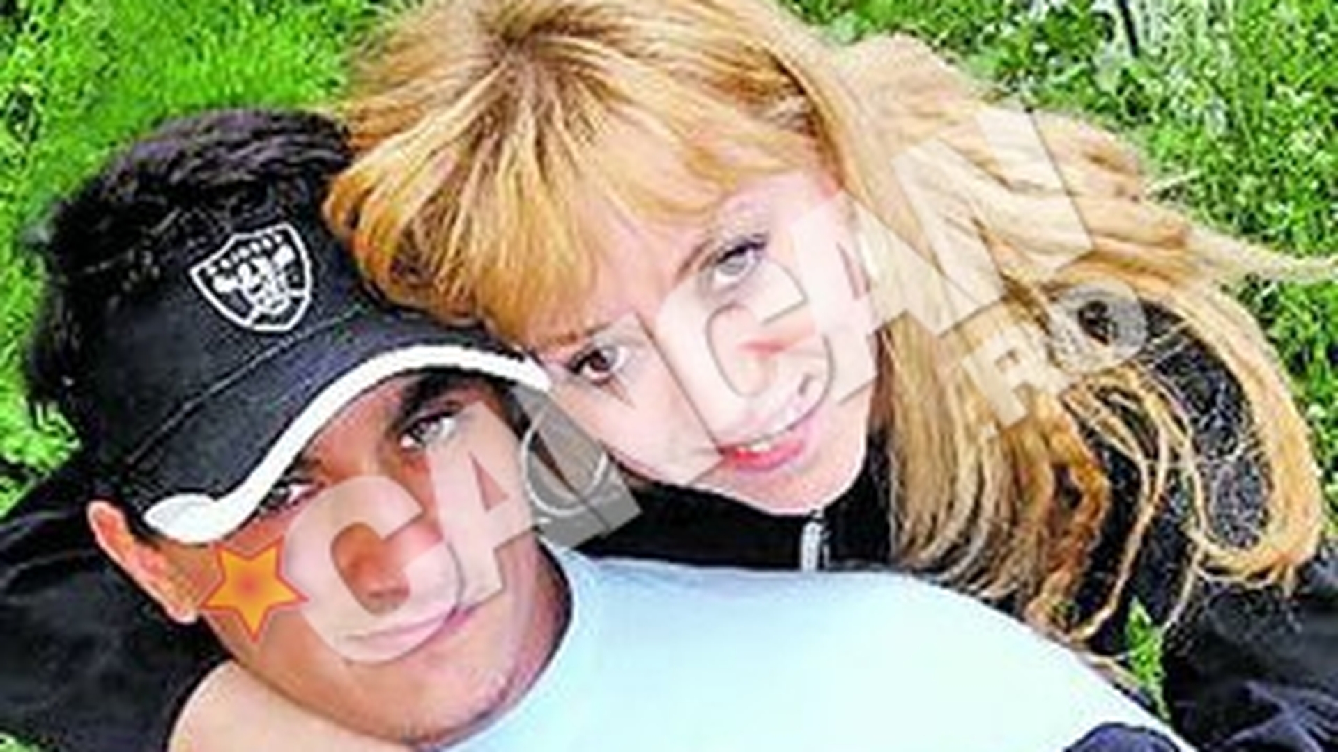 S-au indragostit la WC. Marian Dragulescu si Larisa au inceput idila la discoteca din Resita