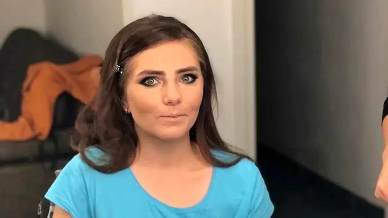 Vulpița le-a dat tuturor vestea cea mare! Prima imagine cu cel de-al treilea copil. Cine este tatăl