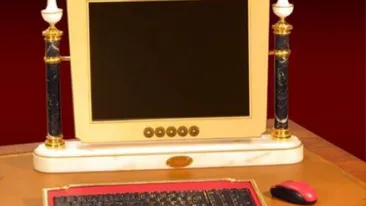 Ce zici de un calculator de aur si marmura de 21.000 de dolari? E facut de un roman!