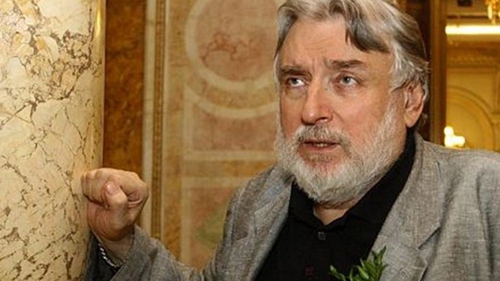 Judecatorii au impartit averea lui Adrian Paunescu. Cine a moştenit cea mai mare parte
