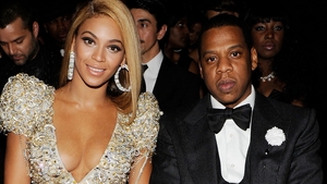 Sora lui Beyonce L-A BATUT pe Jay Z! Imagini BESTIALE surprinse de camerele de luate vederi