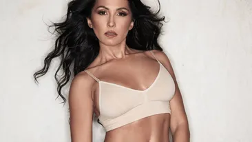 Kinga Sebestyen, abdomen de fier și corp de zeiță! Câte kilograme are la 44 de ani, deși se confruntă probleme grave de sănătate