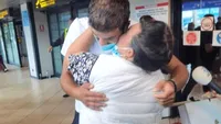 Mama lui Culiță Sterp, în lacrimi în aeroport. Când l-a văzut pe artist, nu l-a recunoscut: „Zici că ai fost sechestrat”