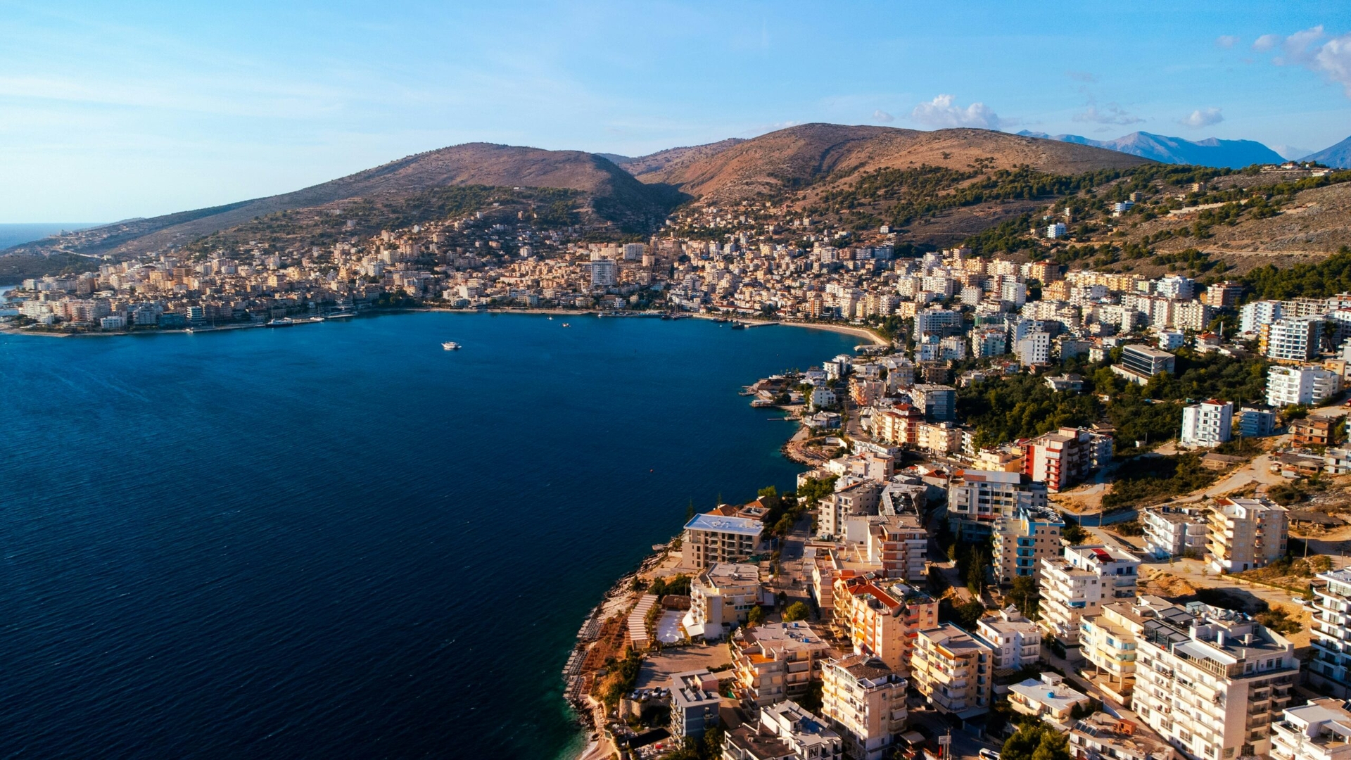 Cele mai accesibile destinații de vacanță din Albania. Unde să mergi pentru o vacanță ieftină
