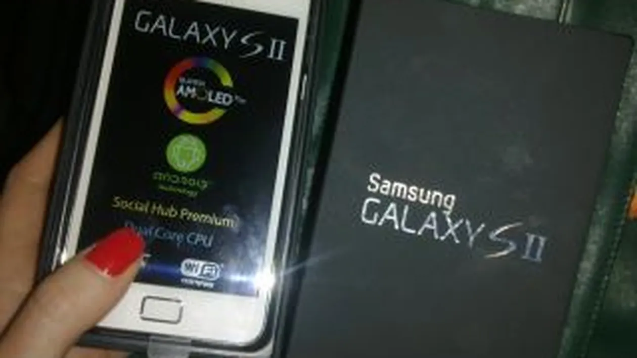 Mos Craciun a venit mai devreme la Alexandra Ungureanu! Uite ce cadou i-a adus!