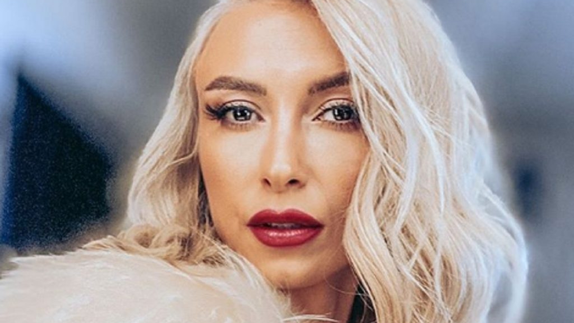 Acum e clar! Cum i-a răspuns Andreea Bălan unei fane, atunci când aceasta i-a spus că a înscenat divorțul de George Burcea